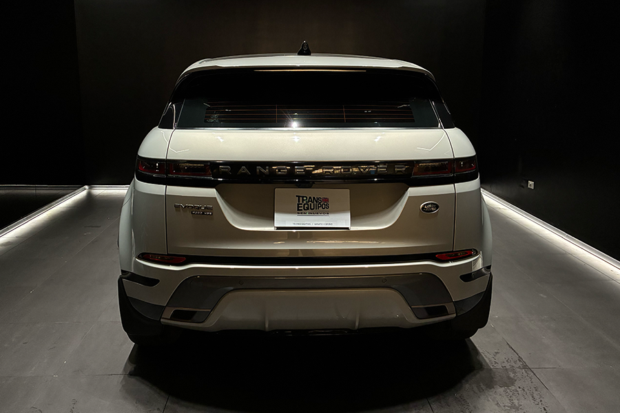 Range Rover Evoque P300 R-Dynamic HSE